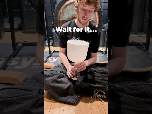 A Crystal Singing Chalice?🎧#soundhealing #percussion #shorts