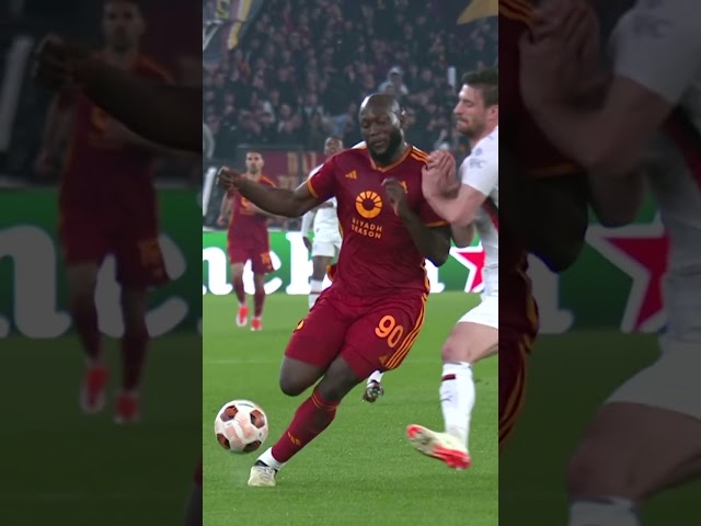 Lukaku’s strength!