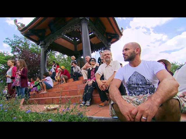 (3/4) Gone With The Wind - Thich Nhat Hanh & Plum Village