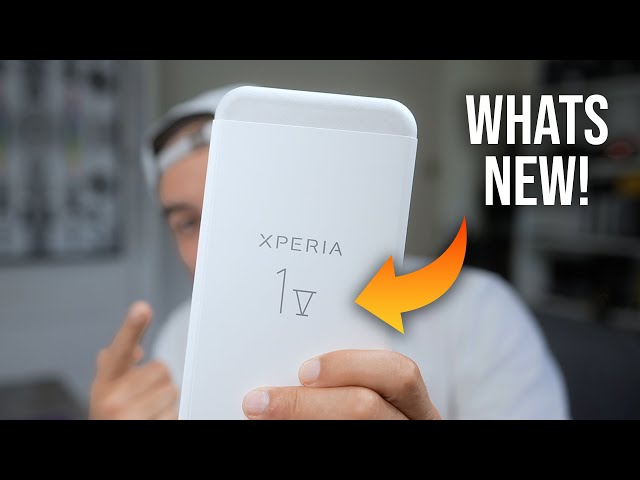 Xperia 1V Unboxing & First Impressions ( Vs Xperia 1IV )