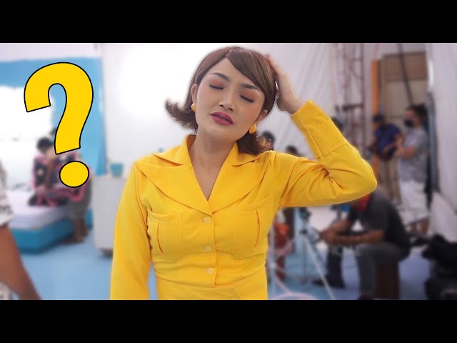 Sibad : Pusing ?!! Dah kelamaan nggak pake, jadi pegel. Doain sukses ya.