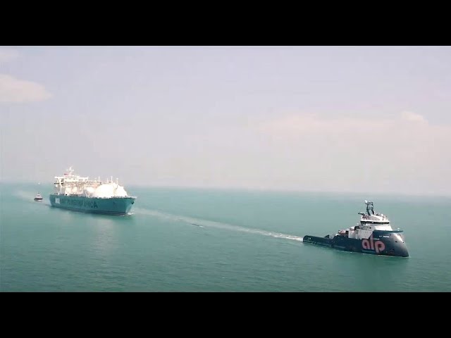 KARMOL’s first FSRU towed from Singapore to Senegal KARMOL