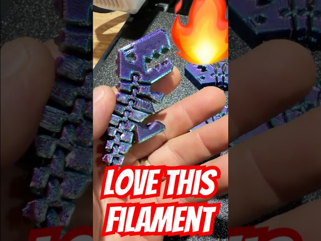A Tinkercad Flexi Rexi & Tri-color Silk Gradient Combo! 💯🚨
