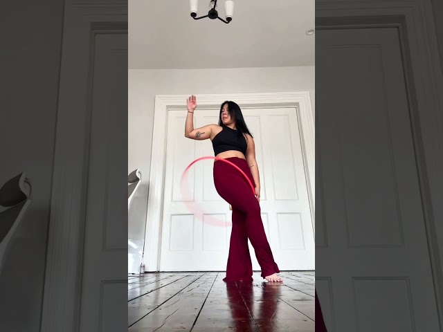 filipina hoop dance #hulahoopartist #hoopdance