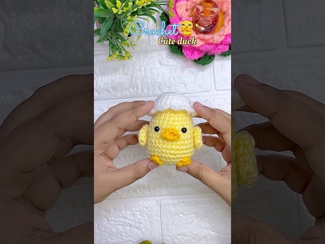 Crochet duck 🦆 keychain #shorts #youtubeshorts #crochet #crochetkeychain
