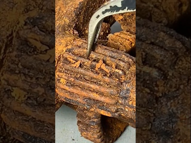 Antique Rusty winding machine restoration #antiquerestoration #antique #shorts