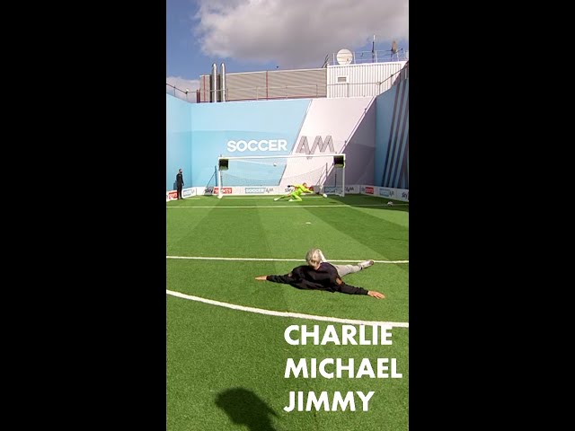 Jimmy Bullard hilariously slips during You Know The Drill 😂
