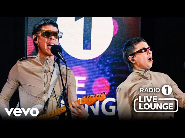 CA7RIEL & Paco Amoroso - Wannabe (Spice Girls cover) in the Live Lounge