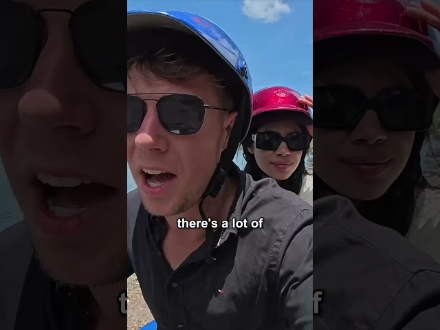 Latina asks me for a ride! 🇳🇮