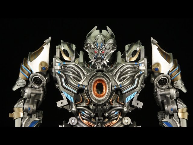 Unique Toys R-04 Nero Transformation Sequence