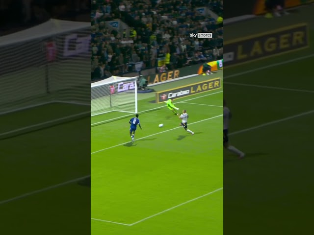 Thierno Barry hitting Ronaldo's 'SIUUU' after his hat-trick