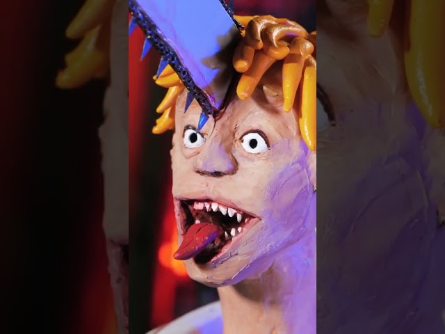 HELP! Chainsaw Skibidi Toilet Face-Off! 🪚🚽