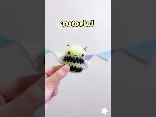 Free tutorial 🐝 #rainbowloom #loomigurumi #loombands