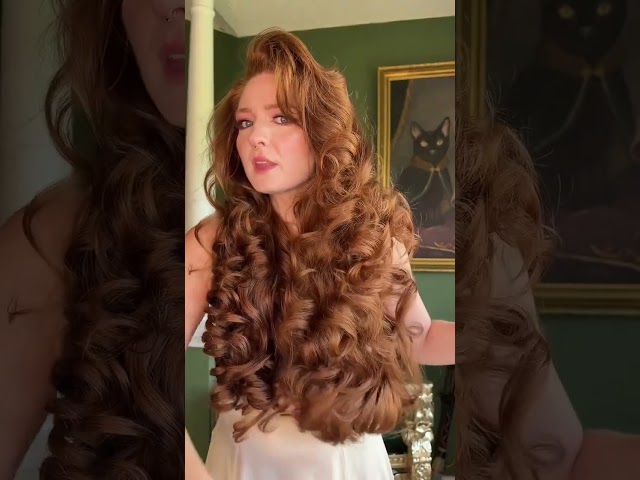 It’s always so scary to brush out bouncy curls but this was the EXACT look I was going for!!! The