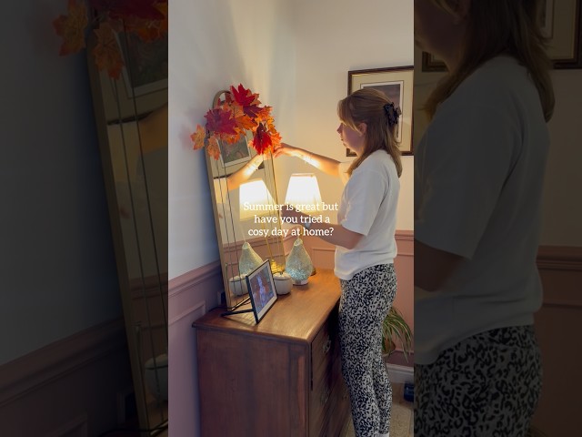Decorate for autumn 🍂🧡 #autumn #homedecor #familyhome #seasonaldecor #home #cosydays #dailyvlog