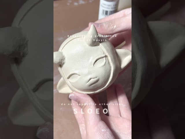 Crayola air dried clay! Ps. This was a failure, she fully cracked :,D #airdryclay 