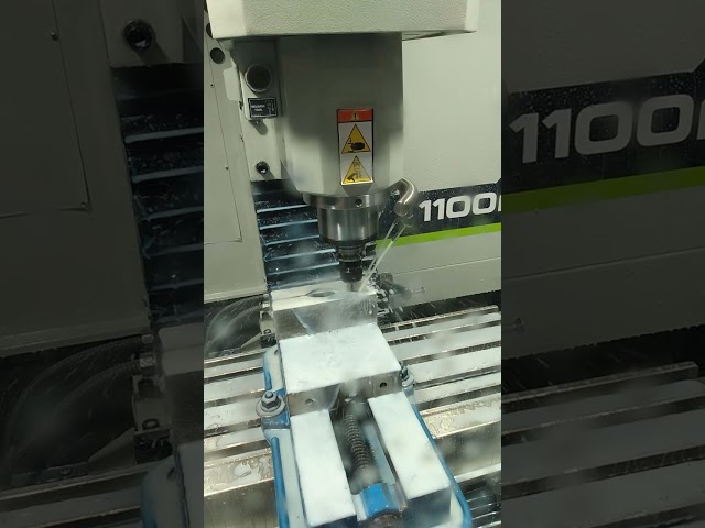 New CNC mill, milling a part...