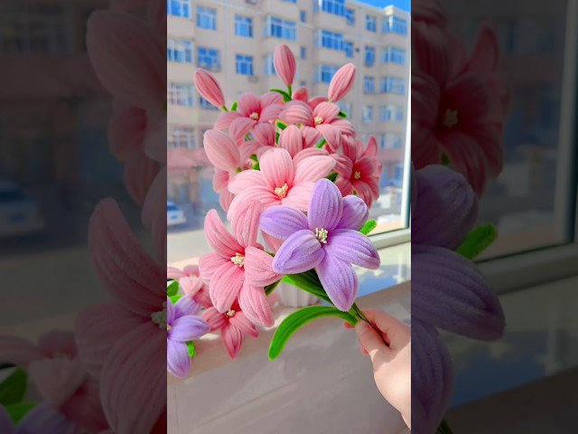 DIY Pipe Cleaner Lily Flower 💐 Easy Tutorial for Beginners