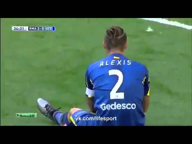 Real Madrid 4:1 Getafe  All Goals Match Review  05-12-2015