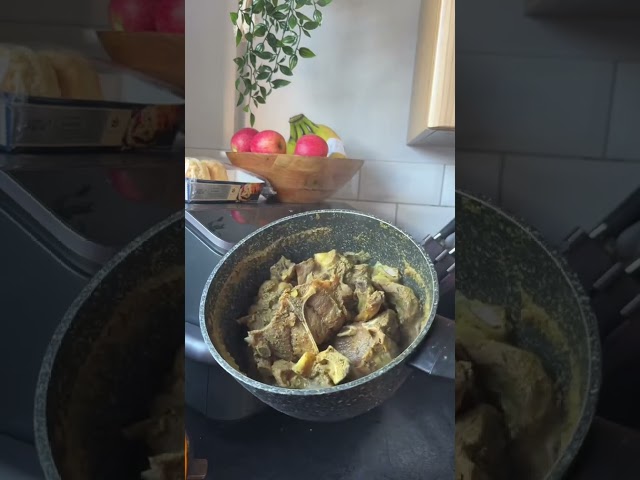 Loveeee egusi soup #nigeriancooking #nigerianmeals #egusisouprecipe