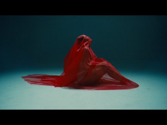 Elley Duhé - Body Talk (Official Music Video)