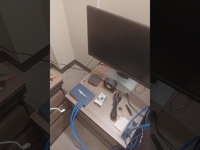 building MY data center 🦾🦾🦾 #linux #computers
