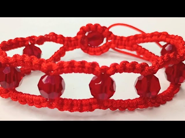 Crystal bracelet tutorial in lark's head knot in red #macrame #threadbracelets #tutorial
