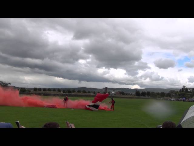 20140628135555 Red Devils Parachute Display Team