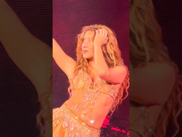 Shakira performs Ojos Así in New York! (LMYNL Tour Live Long Island, NY, 7-23-26) (4K HDR, HQ AUDIO)