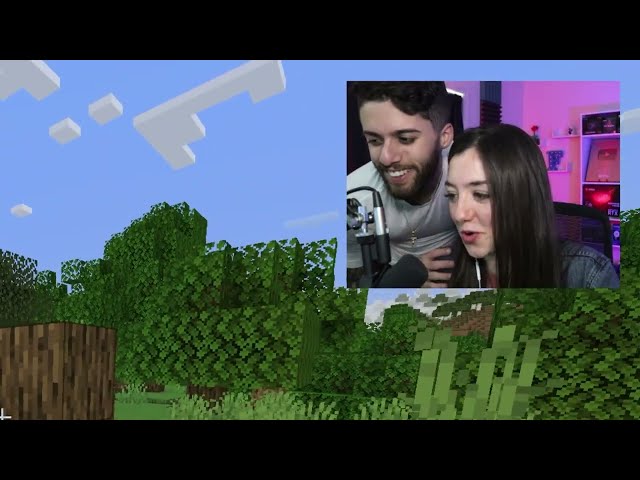 I Let My Girlfriend Play In My Minecraft World..