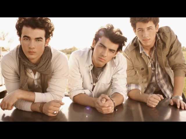Art Historical Analysis - Jonas Brothers