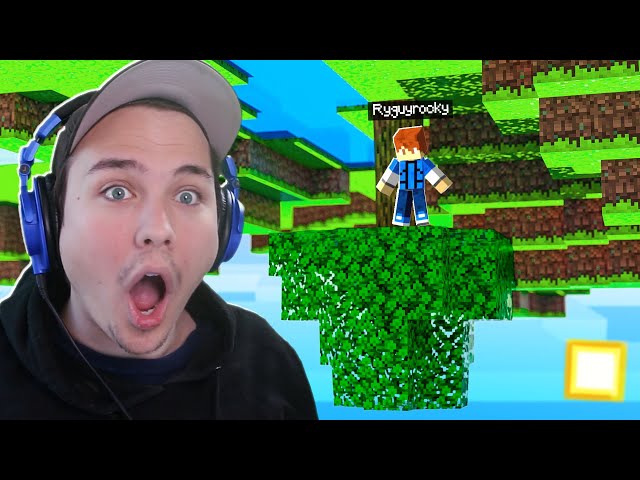 I Challenged my friends to UPSIDE DOWN Minecraft!