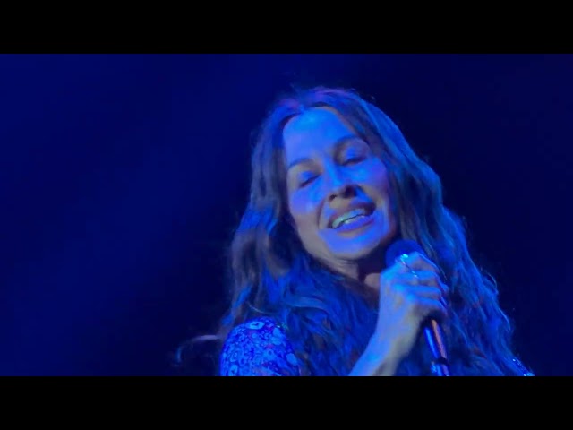 Alanis Morissette - Mary Jane (Live in NYC, 10-3-26) (4K HDR, HQ Audio)