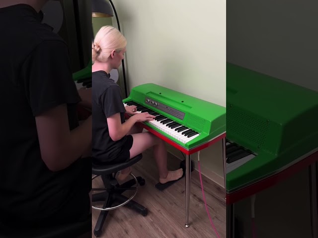 To watch the full restoration, click the linked video! #electricpiano #restoration #shorts