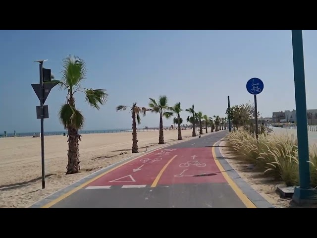 Dubai Cycle along Jumeirah Beach