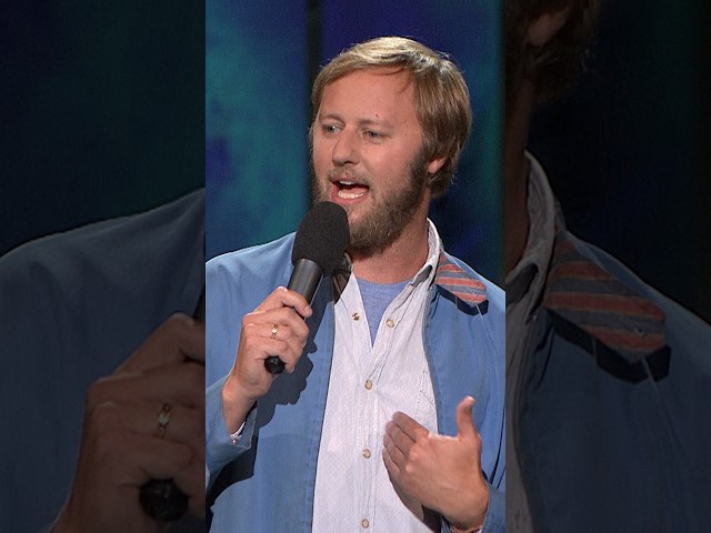 Rewatch Rory Scovel at Just For Laughs as his new special Hired Gun is now streaming on Netflix!