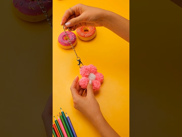 🎀 DIY Keychain Craft That Everyone Will Love #shorts #diyforkids