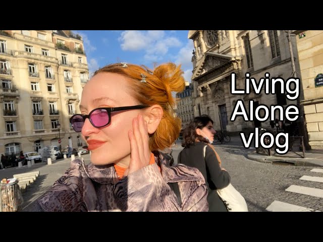 Living Alone in Paris vlog - cafés, feeling inspired & going places
