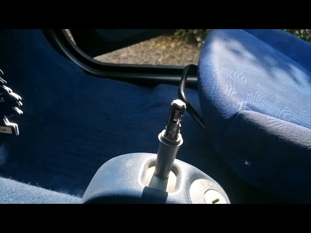 How to Remove Smart Fortwo 450 Gear Shift Knob Softouch (1998 - 2007) [No Talk]