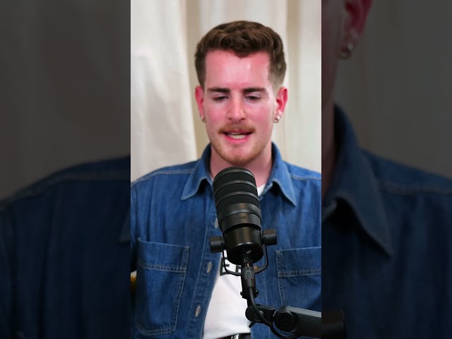 Watch here!🎧 #lgbtpodcast #gaybrother #smoggiequeens