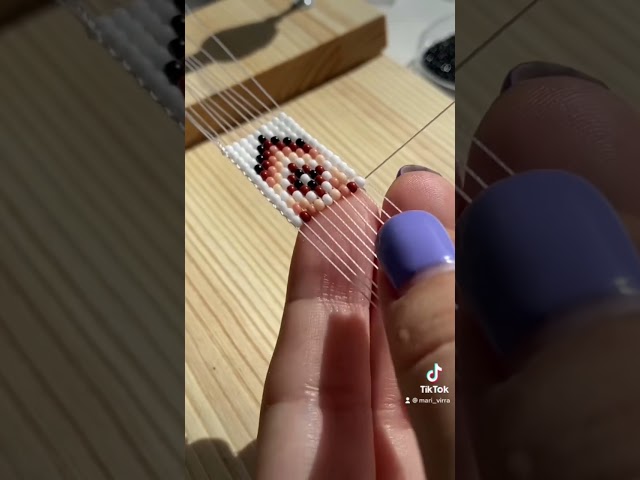 Loom seed bead weaving tutorial