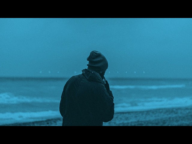 Max Richter - A Lamenting Song (Space Sounds)