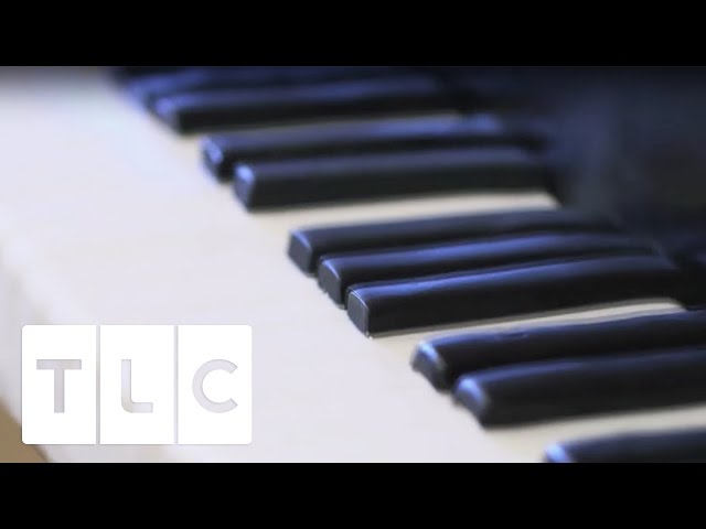 A Life-Size Grand Piano Cake | Cake Boss