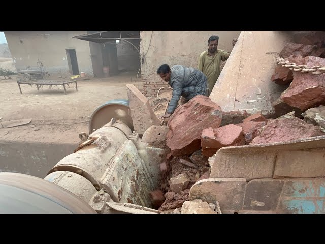 "Big Rock Crusher Machine: A Giant in Action"Big Rock Crushing: APowerfulProcess"#stonecrusher