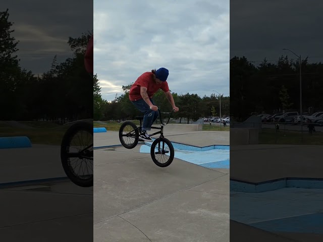 BMX Gamer Tries BMX IRL #theoldpotato #bmx