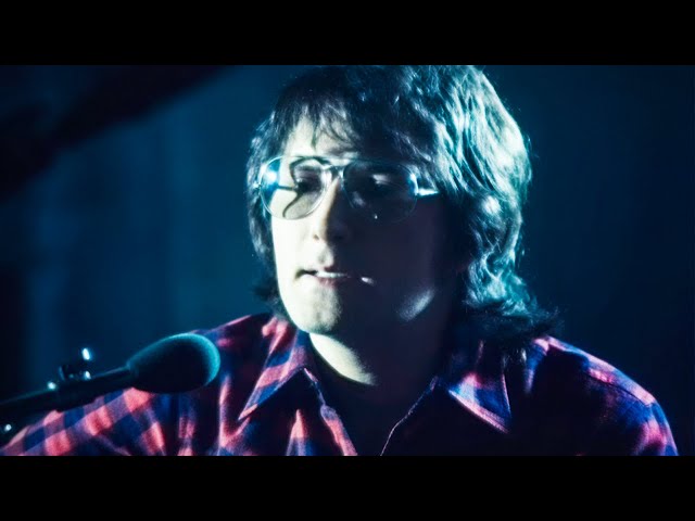 Gerry Rafferty - Baker Street (Official Video)