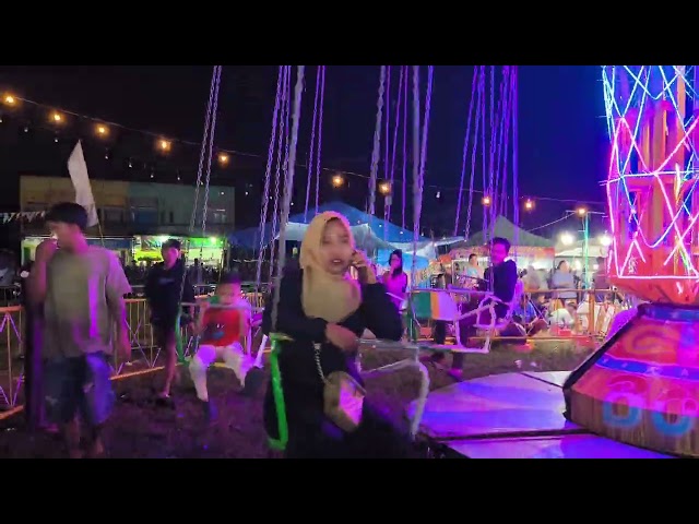 Main ke pasar malam 