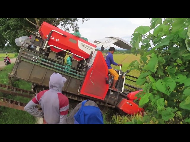 KOMBI SAWAH KUBOTA DCX100 KELUAR MASUK LAHAN