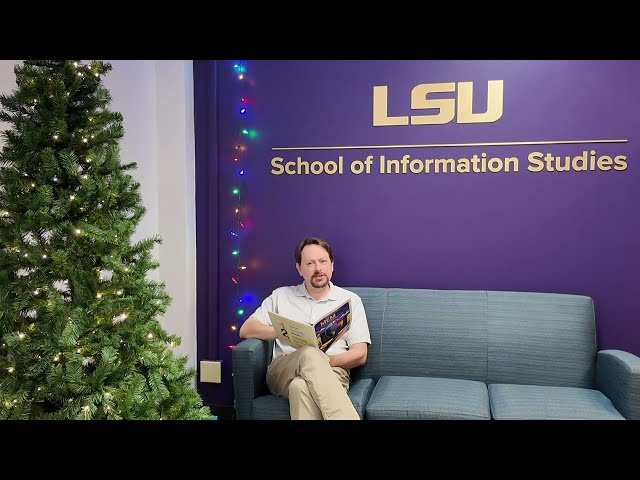 Holiday Office Decor + November Updates