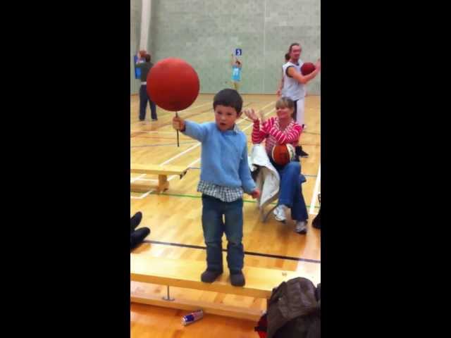 Louis-spin-basketball.mov